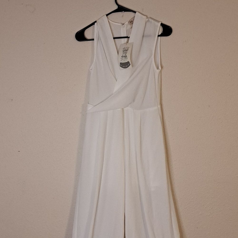 Aythea Ivory jumpsuit roamper size medium NWT